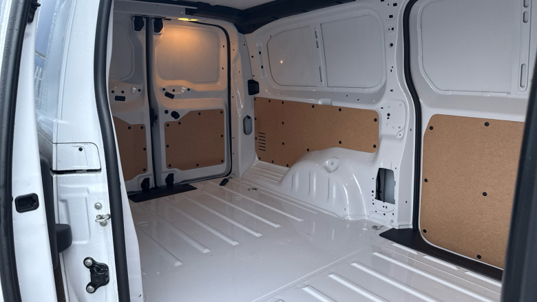 Peugeot Expert E-L2 100kW 75kWh Professional Van Auto